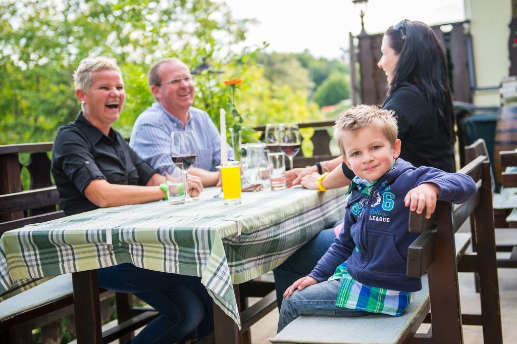 Hotel Kollerwirt Kapfenstein Zewnętrze zdjęcie
